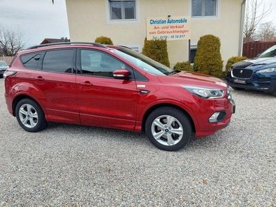 Gebraucht Ford Kuga ST-Line 120 PS (88 kW) 2018 Rot SUV