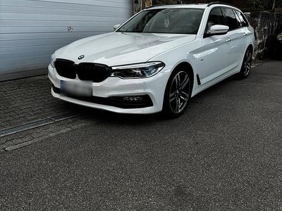 Gebraucht BMW 540 Luxury Line 340 PS (250 kW) 2018 Weiß Kombi