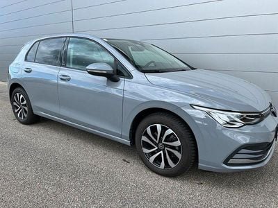 Gebraucht VW Golf VIII Move 150 PS (110 kW) 2024 Grau Limousine