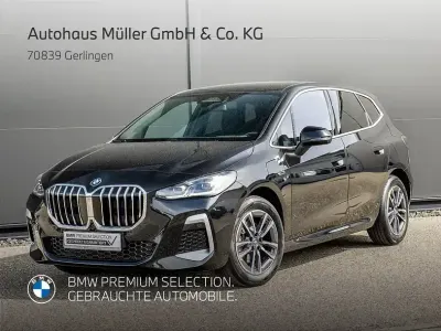 Gebraucht BMW 225 M Sport 245 PS (180 kW) 2022 Blacksapphire metallic Van / Kleinbus