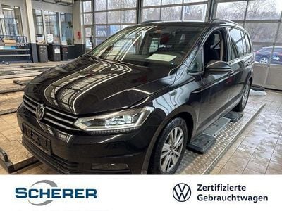 Gebraucht VW Touran Comfortline 150 PS (110 kW) 2022 Deep black perleffekt (metallic) Van / Kleinbus