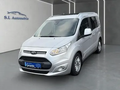 Używany Ford Tourneo Connect Titanium 120 KM (88 kW) 2018 Srebrny Minivan