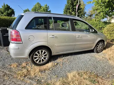 Gebraucht Opel Zafira 110 PS (80 kW) 2006 Grau Van / Kleinbus