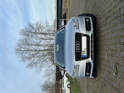 Gebraucht Audi A4 Ambiente 120 PS (88 kW) 2011 Grau Kombi