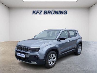 Usado Jeep Avenger Altitude 101 HP (74 kW) 2025 Cinzento SUV