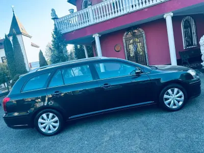 Gebraucht Toyota Avensis Sol 129 PS (94 kW) 2008 Schwarz Limousine