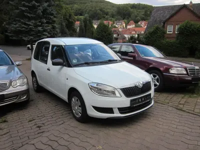 Gebraucht Skoda Roomster 85 PS (62 kW) 2015 Weiß Van / Kleinbus
