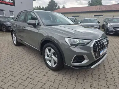 Gebraucht Audi Q3 Advanced Plus 150 PS (110 kW) 2023 Grau SUV