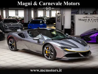 Gebraucht Ferrari SF90 999 PS (734 kW) 2023 Grau