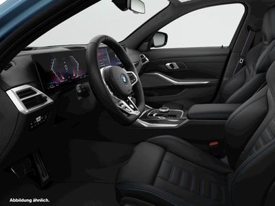 Blau Gebraucht 2025 BMW 330e M Sport Kombi | 56.460 € (Teuer)