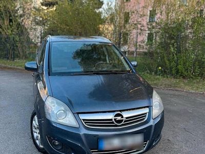 Second-hand Opel Zafira 150 CP (110 kW) 2010 Verde Monovolum