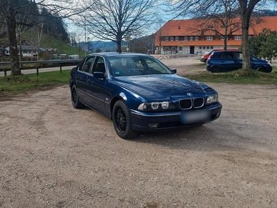 Gebraucht BMW 520 150 PS (110 kW) 1997 Blau Limousine