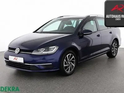 Gebraucht VW Golf VII Active 116 PS (85 kW) 2017 Atlantic blue Kombi