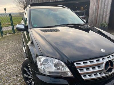 Gebraucht Mercedes ML350 211 PS (155 kW) 2009 Schwarz SUV