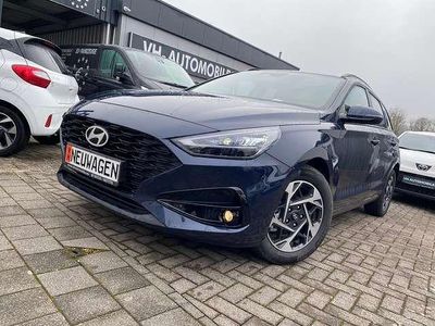 Neu Hyundai i30 140 PS (102 kW) 2025 Sailing blue Kombi