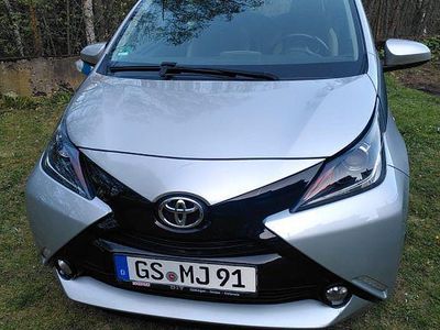 Usata Toyota Aygo X-play 69 CV (50 kW) 2017 Grigio Utilitaria