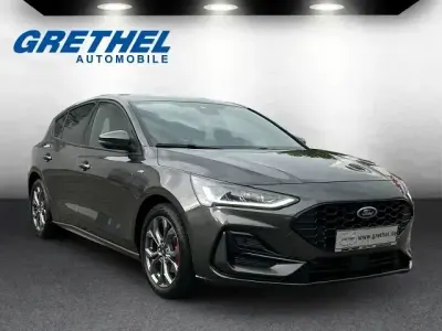 Gebraucht Ford Focus ST-Line 125 PS (91 kW) 2022 Metallic) (grau Limousine