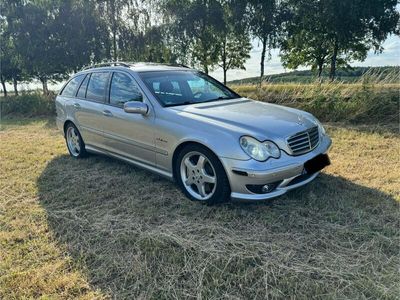 Mercedes C32 AMG