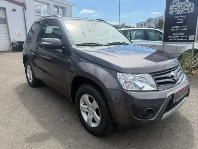 Gebraucht Suzuki Grand Vitara Comfort 129 PS (94 kW) 2013 Grau SUV