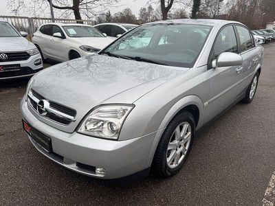 Gebraucht Opel Vectra Elegance 122 PS (89 kW) 2004 Starsilber iii m2 Limousine