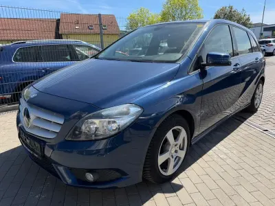 Brugt Mercedes B180 109 HK (80 kW) 2012 Blå MPV