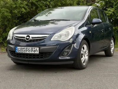 Gebraucht Opel Corsa Color Edition 86 PS (63 kW) 2011 Blau Kleinwagen