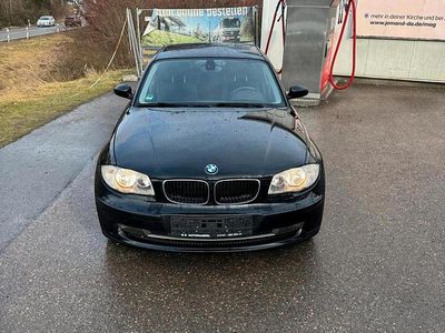 Gebraucht BMW 118 143 PS (105 kW) 2009 Schwarz Kleinwagen