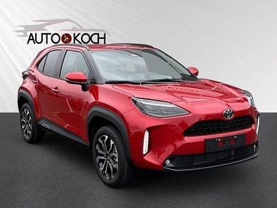 Nuova Toyota Yaris Cross 131 CV (96 kW) 2026 Rosso SUV