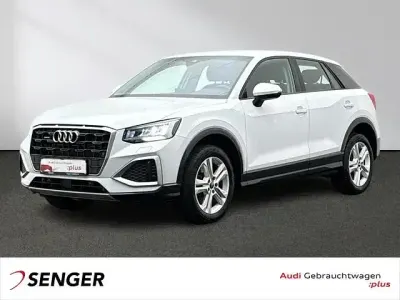 Gebraucht Audi Q2 Advanced Plus 190 PS (139 kW) 2023 Gletscherweiß metallic SUV