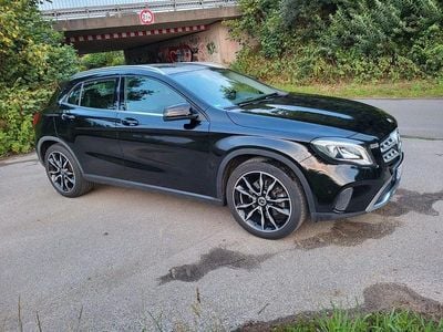 Mercedes GLA250