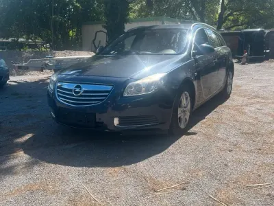 Używany Opel Insignia 160 KM (117 kW) 2009 Niebieski Kombi