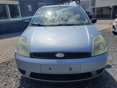 Gebraucht Ford Fiesta Trend 69 PS (50 kW) 2005 Blau Kleinwagen