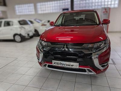 Rot Gebraucht 2019 Mitsubishi Outlander P-HEV Plus SUV | 21.900 € (Etwas zu teuer)