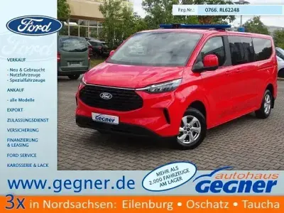 Gebraucht Ford Tourneo Custom Titanium 136 PS (100 kW) 2025 Rot Van