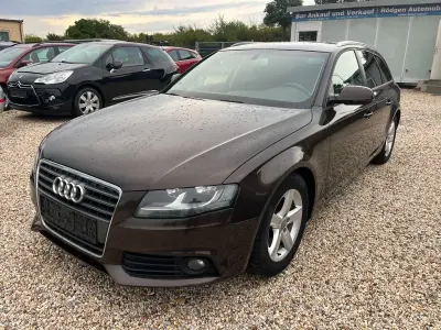 Gebraucht Audi A4 Attraction 143 PS (105 kW) 2011 Braun Kombi