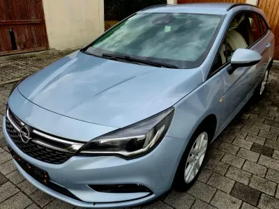 Gebraucht Opel Astra 105 PS (77 kW) 2019 Blau Kombi