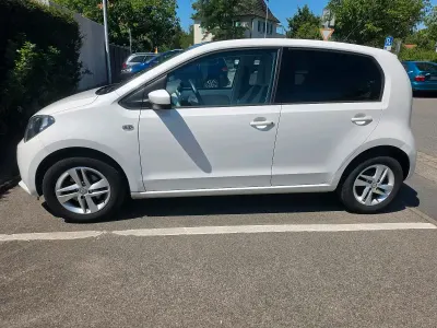 Gebraucht Seat Mii 75 PS (55 kW) 2012 Weiß Kleinwagen