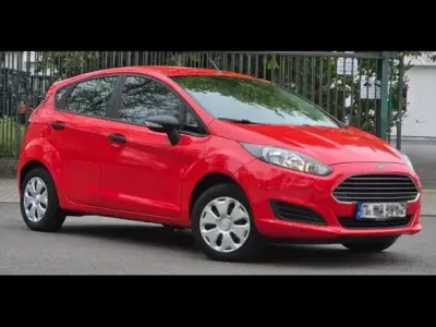 Używany Ford Fiesta 65 KM (47 kW) 2013 Czerwony Hatchback