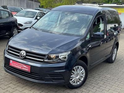 Usata VW Caddy Trendline 102 CV (75 kW) 2016 Blu Monovolume