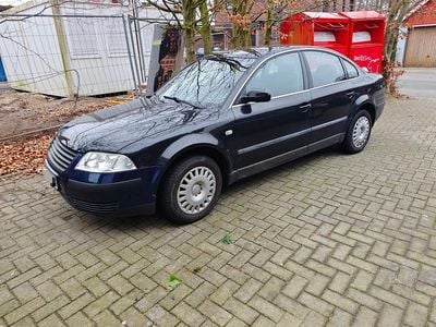 Gebraucht VW Passat 102 PS (75 kW) 2001 Schwarz Limousine