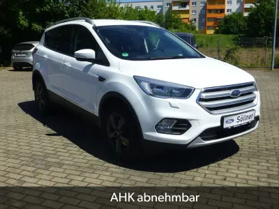 Gebraucht Ford Kuga 150 PS (110 kW) 2017 Weiß SUV