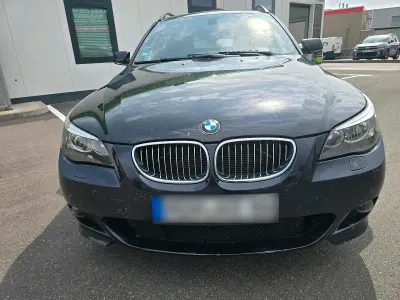 Gebraucht BMW 530 M Sport 235 PS (172 kW) 2007 Blau Kombi