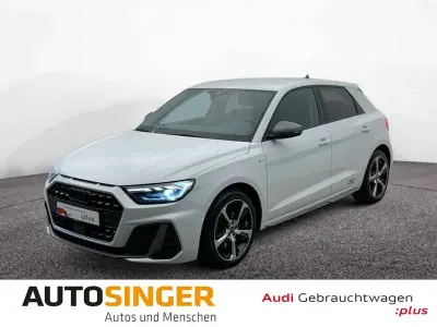 Gebraucht Audi A1 Sportback S-Line 207 PS (152 kW) 2023 Gletscherweiß metallic Kleinwagen