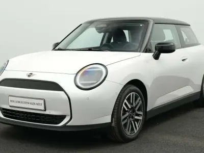 Gebraucht Mini Cooper Classic 135 kW (184 PS) 2025 Weiß Kleinwagen