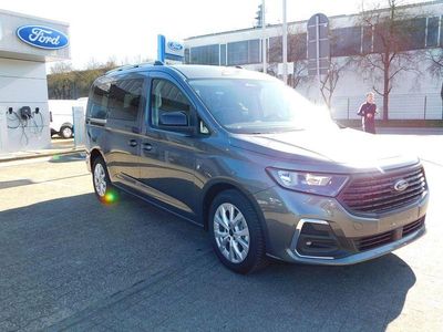 Neu Ford Tourneo Titanium 122 PS (89 kW) 2026 Grau Van / Kleinbus