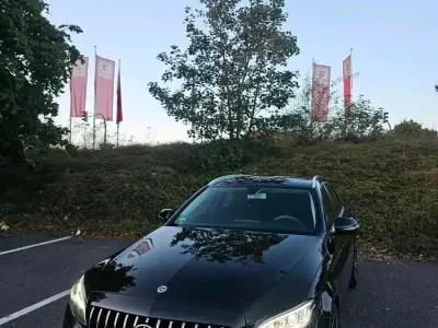 Second-hand Mercedes C200 150 CP (110 kW) 2018 Negru Break