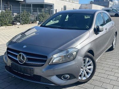 gebraucht Mercedes A180 BlueEfficiency NAVI*LEDER*MTL*EURO6*PDC*