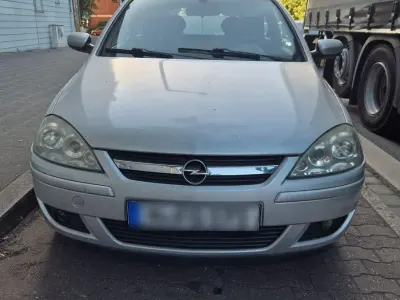Gebraucht Opel Corsa 80 PS (58 kW) 2006 Silber Kleinwagen