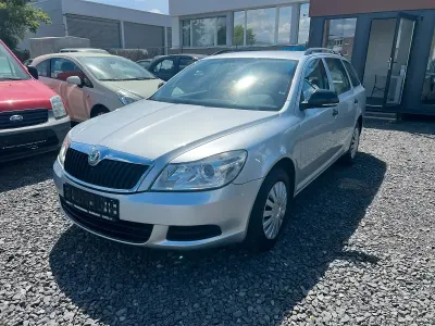 Gebraucht Skoda Octavia 122 PS (89 kW) 2010 Silber Kombi