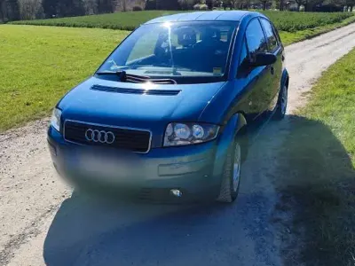Gebraucht Audi A2 75 PS (55 kW) 2001 Blau Kleinwagen